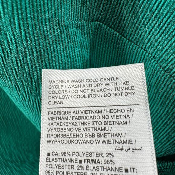 Athleta Echo Short Sleeve Button-Up Blouse Med Green Quick Dry Performance Top - Picture 12 of 12